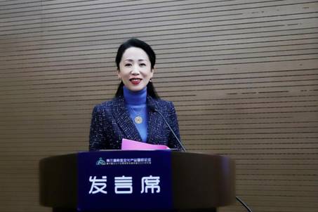 XC体育副经理 张捷 教授主持论坛开幕_看图王